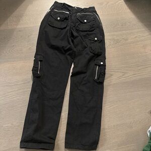 With Jean cargo pants